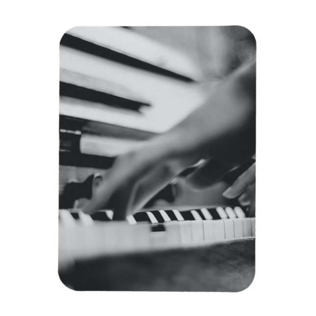 Beautiful Piano Artwork Magnet (Vertikal)