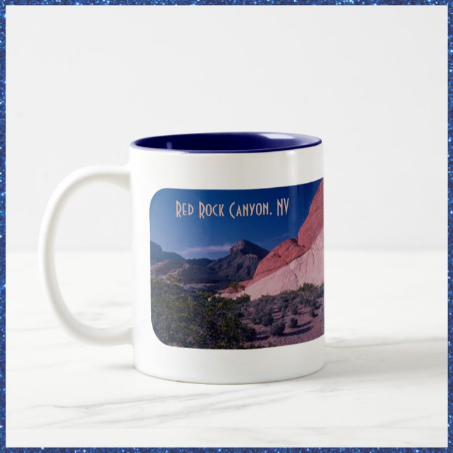 Beautiful Red Rock Canyon Nevada Zweifarbige Tasse (Von Creator hochgeladen)