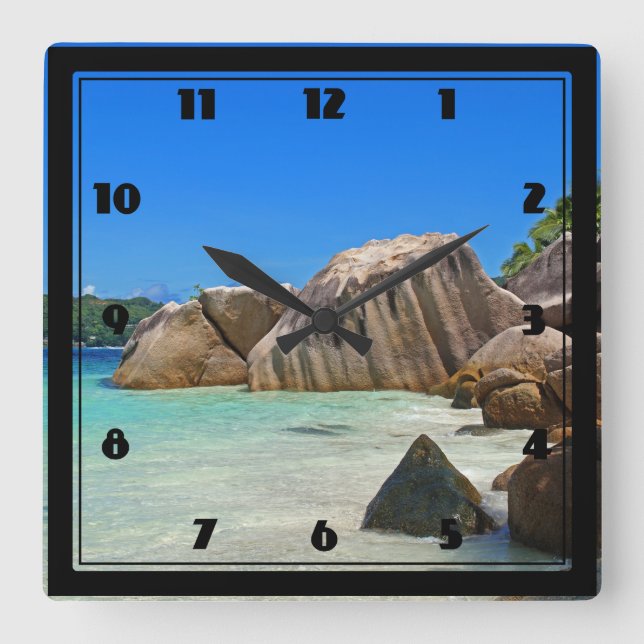 Beautiful Tropical Sea Rocky Coastline Quadratische Wanduhr (Vorderseite)