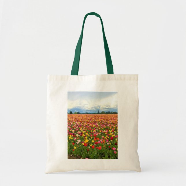 Beautiful Tulip Field Oregon Tragetasche (Vorne)