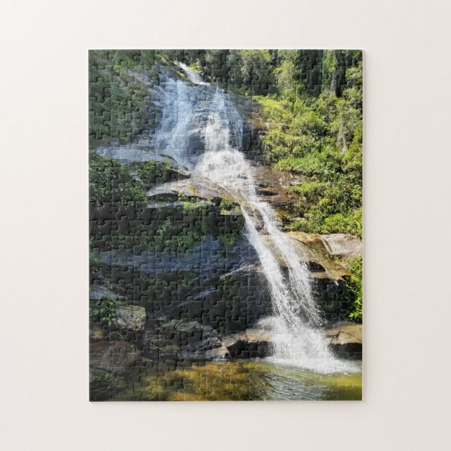 Beautiful Waterfall Scenic Foto (Vertikal)