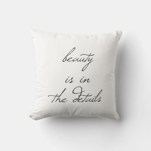 Beauty Throw Kissen