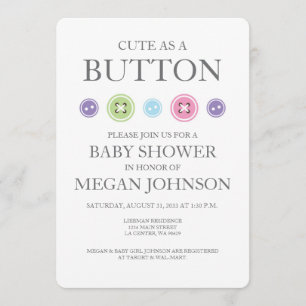 Bébé fille mûre comme invitation à la douche à bou