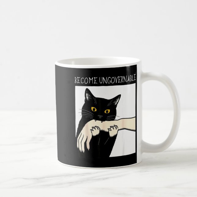 Become Ungovernable - Black Cat Biting Hand Funny  Kaffeetasse (Rechts)