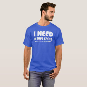 Bedarfs-sicherer Raum ohne irgendeinen T-Shirt