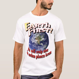 Bedecken Sie zuerst mit Erde! T-Shirt