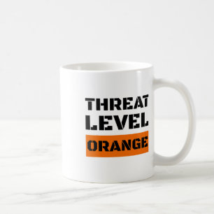 Bedrohungsstufe Orange Hohes Risiko, dass Trump Am Kaffeetasse