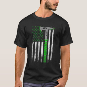 Bedrückte amerikanische Flagge Berg Klettergarten T-Shirt
