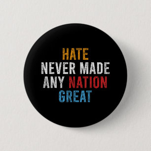 Bedrückte Buchstaben Sprichwort Orange Anti Trump Button