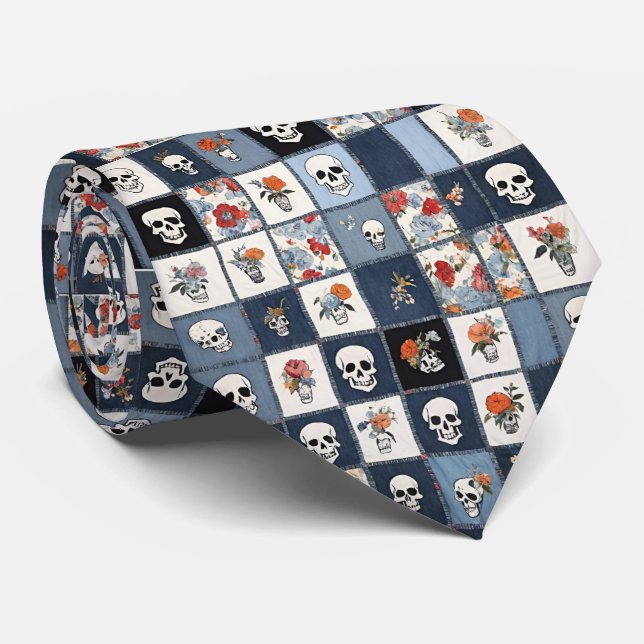 Bedrückter Denim Patchwork Skulls Floral Krawatte (Gerollt)