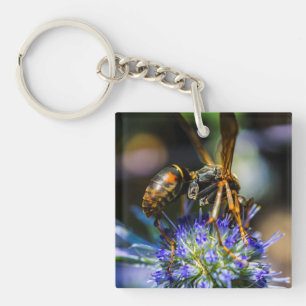 Bee Aware Square (doppelseitig) Schlüsselanhänger