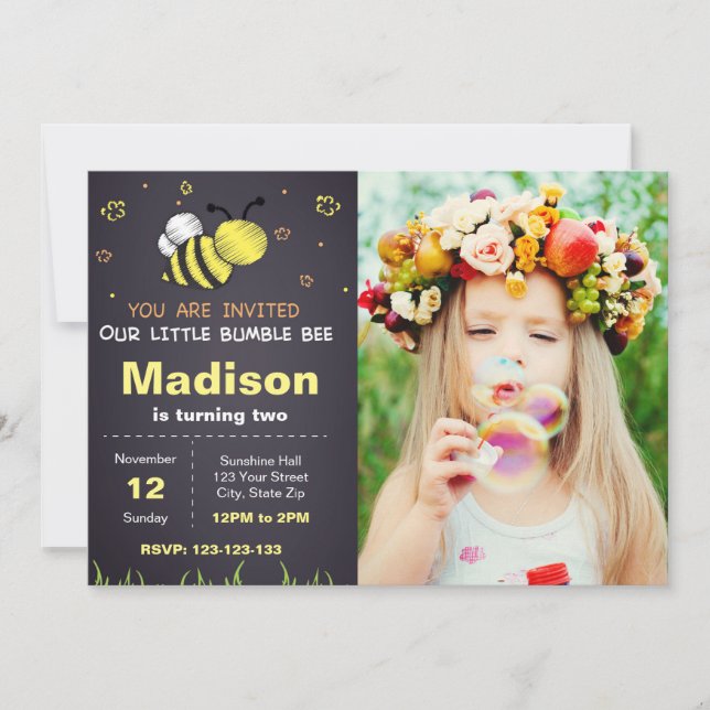 Bee Chalkboard Anniversaire Invitation avec photo (Devant)