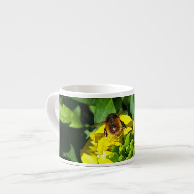 Bee on Yellow Flowers Espressotasse (Vorderseite Links)