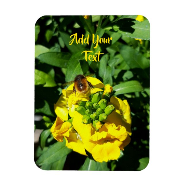 Bee on Yellow Flowers Magnet (Vertikal)