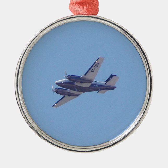 Beech B90 King Air Silbernes Ornament (Vorne)