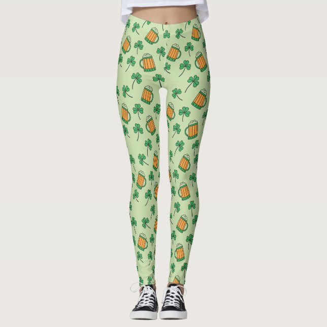 Beer and Kleeblatt Pattern St Patrick's Day Leggings (Vorderseite)