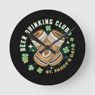 Beer Drinking Club St. Paddy's Day Runde Wanduhr