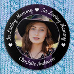 Beerdigung Love Memory Foto Lila Marble Memorial Button<br><div class="desc">Ehre deinen Lieben mit einem speziellen Foto-Gedenkknopf für Beerdigung. Diese einzigartige Gedenktafel ist das perfekte Geschenk für sich selbst, Familie oder Freunde, um Ihre Liebsten zu ehren. Wir hoffen, dass Ihr Gedenkknopf Ihnen Frieden, Freude und glückliche Erinnerungen bringt. Zitat "In Loving Memory". Anpassen mit beliebigem Foto und Name. Ideal für...</div>
