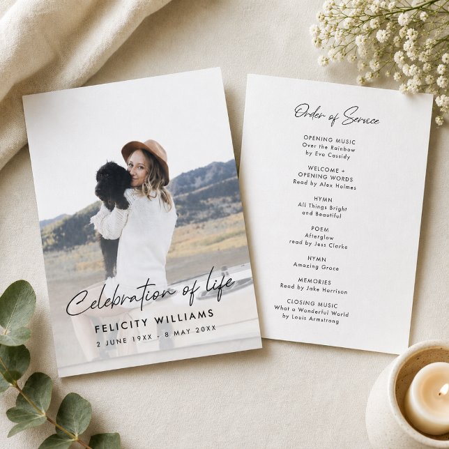 Beerdigungsauftrag | Feiern des Lebens Programm (Personalized funeral program with photo front and order of service for memorial guests.)