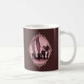 Befestigt an meiner französischen Bulldogge Kaffeetasse