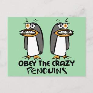 Befolgen Sie die verrückten Pinguine Graphic Desig Postkarte
