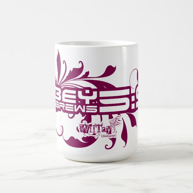 Befolgen Sie Hebräer-5:9 Kaffeetasse (Mittel)