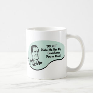 Befolgungs-Personen-Stimme Kaffeetasse