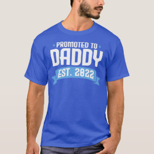 Befördert zu Daddy 2022 Pregnancy Reveal New Dad 4 T-Shirt