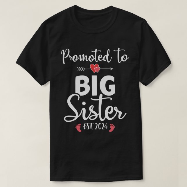 Befördert zu großen Schwestern. 2024 für Schwanger T-Shirt (Design vorne)