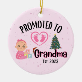 Befördert zu Oma - Baby Girl Xmas Keramik Ornament