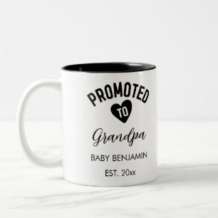 Befördert zum Großvater Personalisierter Baby-Name Zweifarbige Tasse