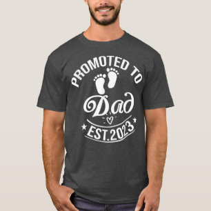 Befördert zum Vater 2023 Vater der Schwangerschaft T-Shirt