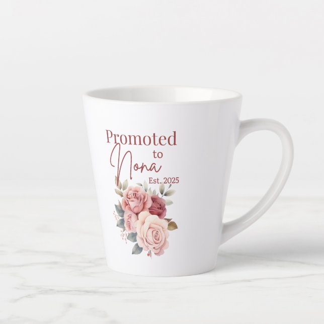 Befördert zur Nona Tasse - Großmutter-Blumengesche (Rechts)