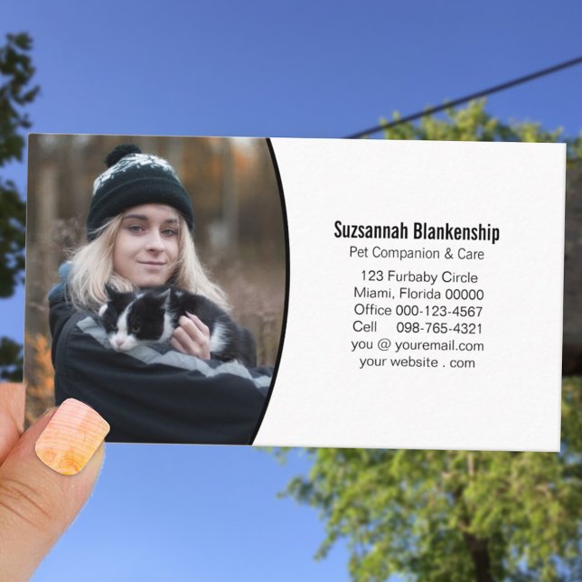 Begleiter Schwarz-weißes Berufliches Foto Visitenkarte (Von Creator hochgeladen)