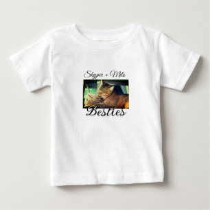 Begleithelfer tragen den Namen Foto Tier Liebe hin Baby T-shirt