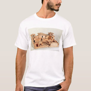 Begräbnismodell eines Bauernhofes, von Thanh Hoa T-Shirt