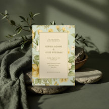 Begrüßung mit floraler Einladung in Weiß und Beige