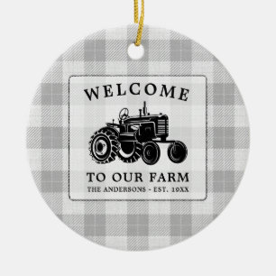 Begrüßungsfamilie Name Farm Traktor Weiß Karier Keramik Ornament