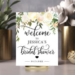 Begrüßungszeichen Brautparty Blumenrosa Poster<br><div class="desc">Einfach elegantes WELCOME BRAUTPARTY Design auf weißem Hintergrund und schwarzen Schriftzeichen mit kleinem Herz. Aquarellfarbener Rosa-Creme Elfenbeinbouquet mit Grünpflanzen. Ideal für jedes Thema,  Stil oder Jahreszeit.</div>