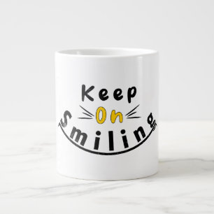 Behalt auf dem Lächeln glücklichen Logos Jumbo-Tasse