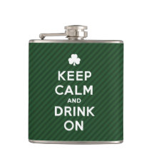 Behalt Calm and Drink On - Funny St Patrick Flasch