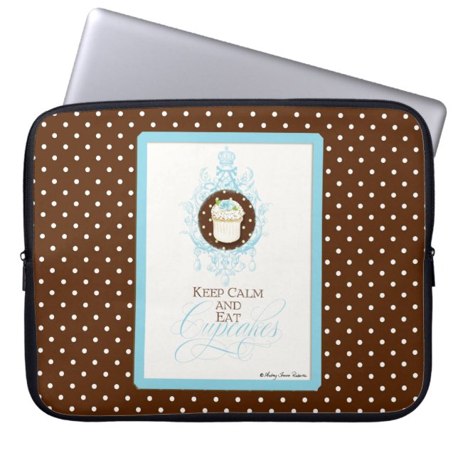 Behalt Calm & Eat Cupcakes - Modebewusstes Design Laptopschutzhülle (Vorderseite)