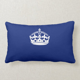 Behalt der Calm Crown auf der Marineblauer Farbe Lendenkissen