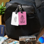 Behalt dich ruhig und nehme einen seltsamen Touris Gepäckanhänger<br><div class="desc">Behalt dir Ruhe und lass dich von einem seltsamen Touristen-Gepäcktag verwöhnen. Personalisiertes Gepäcketikett für Gepäck und Koffer. Moderne Typografie mit Krone. Erstellen Sie Ihre eigene coole Behalt Ruhe und führen Sie weiter Zitat. Hintergrundfarbe und Text können geändert werden. Spaß / touristischer Witz für reisende Männer und Frauen. Auch ideal für...</div>