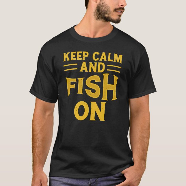 Behalt Ruhe und Fische auf lustigem schwarzen T -  T-Shirt (Vorderseite)