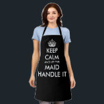 Behalt Ruhe und lass der Zimmermädchen. Schürze<br><div class="desc">Behalt die Ruhe und lass der Zimmermädchen mit der Schürze. Funny Black & White Reinigungs Schürze mit humorvollem Zitat. Personalisieren Sie mit Ihrem eigenen behalt Ruhe und führen Sie weiter Angebot. Schwarze oder benutzerdefinierte Farbe. Ideal für Zuhause, Büro, Küche, Arbeit, Unternehmen, Shop, Service und vieles mehr. Erstellen Sie coole Schürze...</div>
