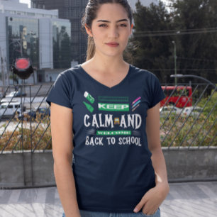 Behalt Ruhe und Willkommen zurück in der Schule T-Shirt
