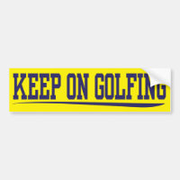 behalten Sie auf dem Golf spielen