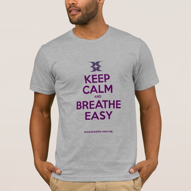 Behalten Sie Ruhe und atmen Sie einfaches T-Shirt (Vorderseite)