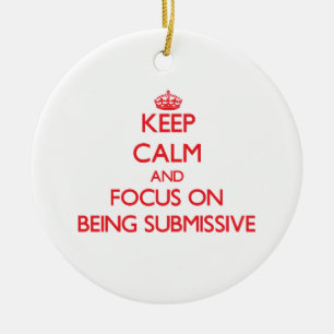 Behalten Sie Ruhe und Fokus auf Sein Submissive Keramikornament
